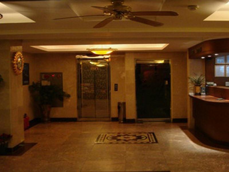 Major Hotel Csedzsu Kültér fotó