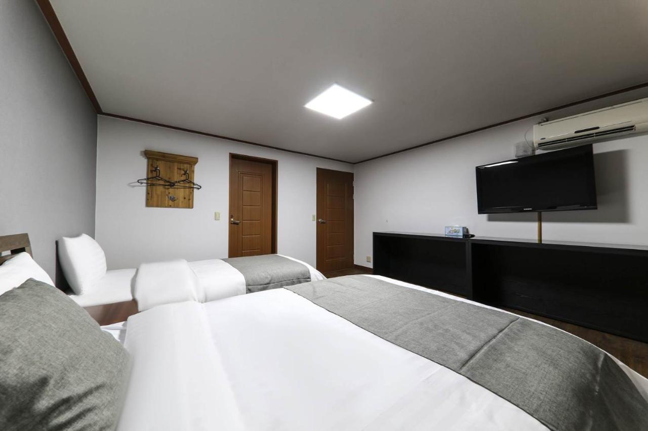 Major Hotel Csedzsu Kültér fotó