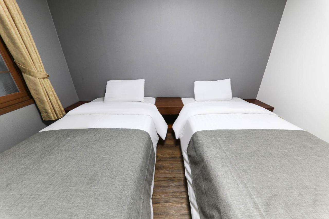 Major Hotel Csedzsu Kültér fotó