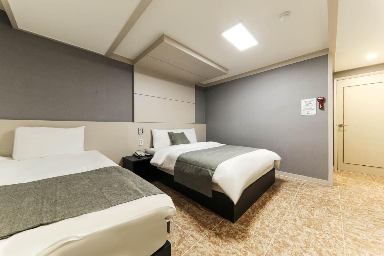 Major Hotel Csedzsu Kültér fotó
