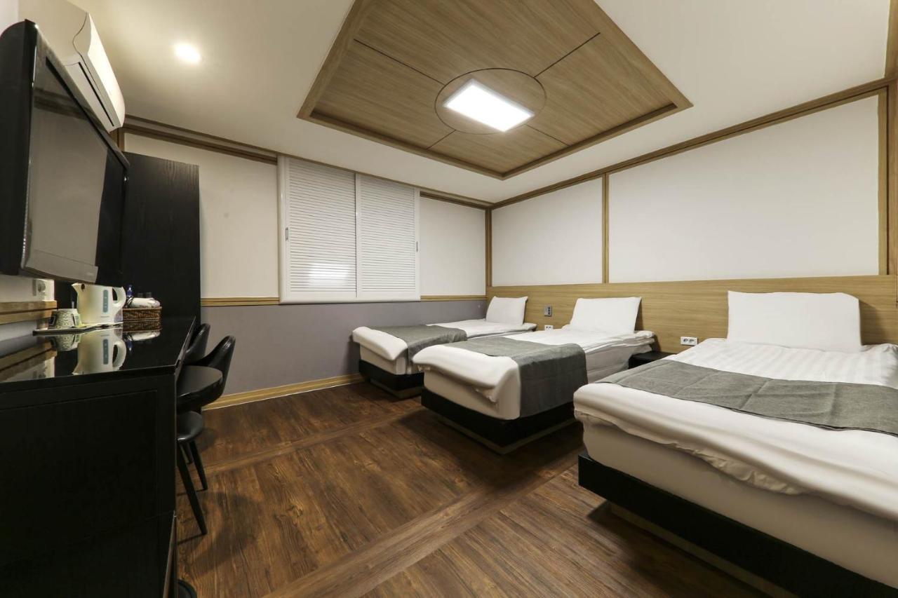 Major Hotel Csedzsu Kültér fotó