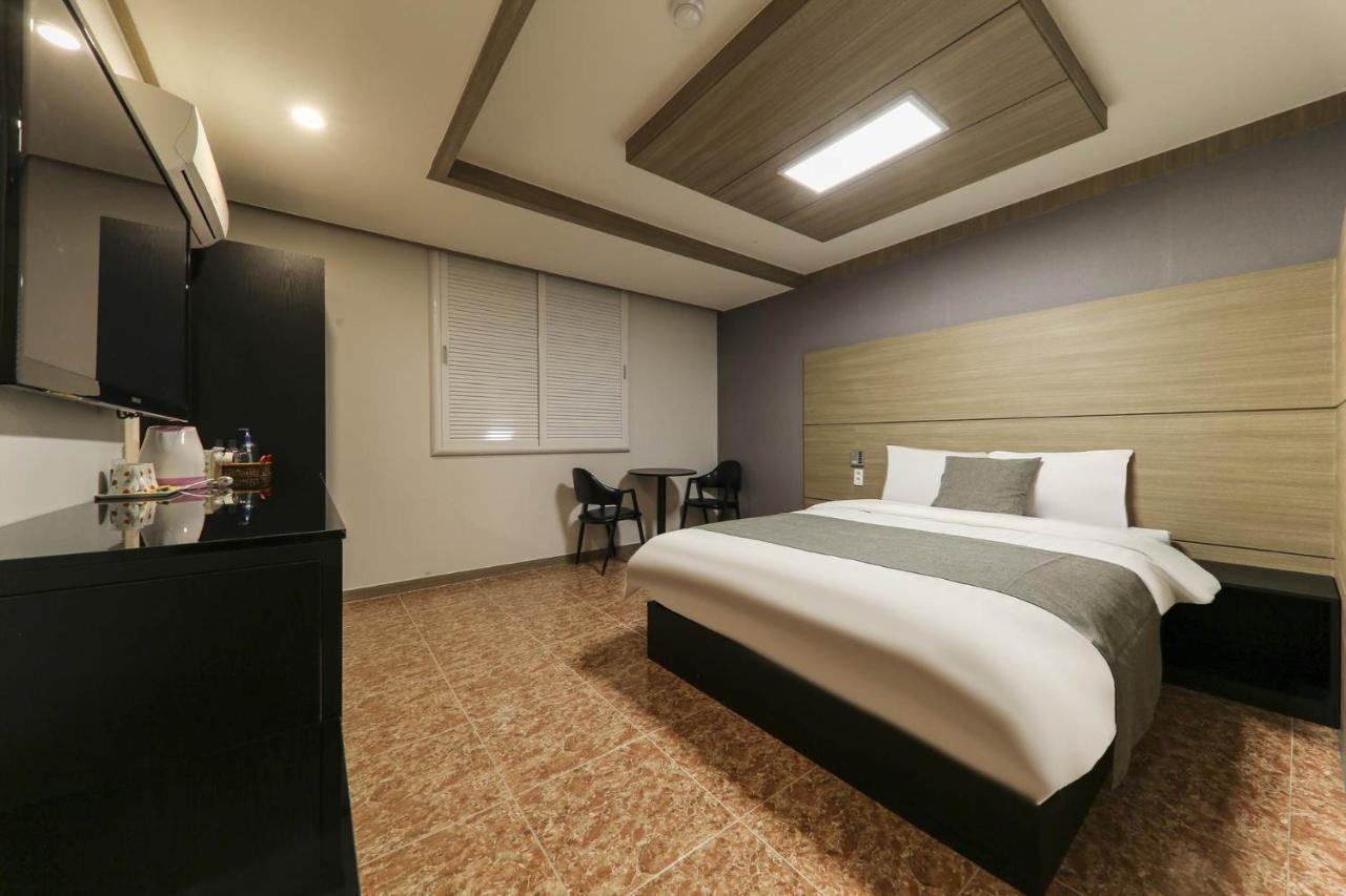 Major Hotel Csedzsu Kültér fotó